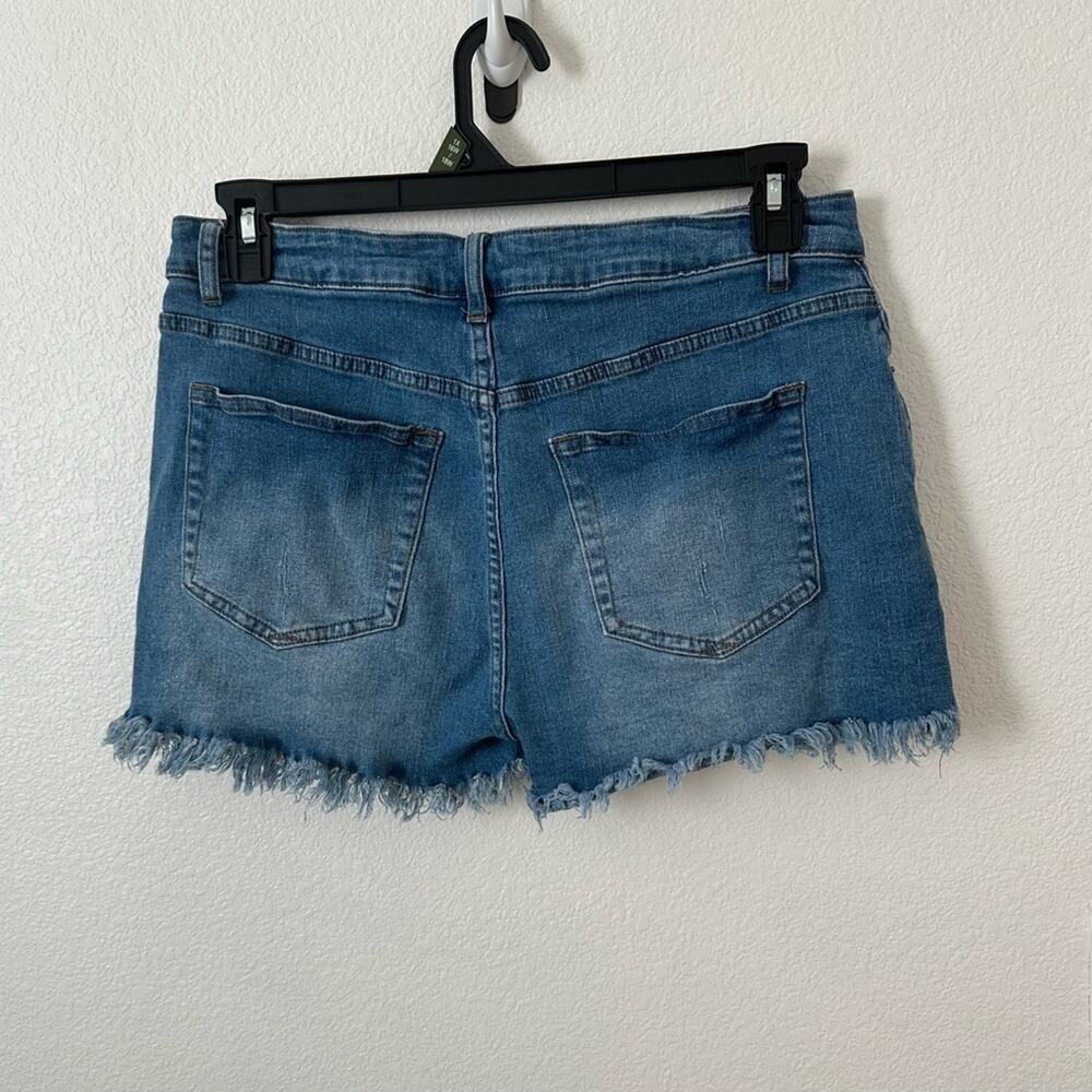 Denim Blue Frayed Hem Women Shorts - Picture 4 of 6